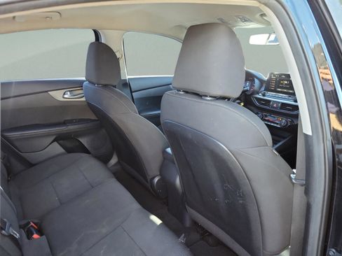 Used 2019 Kia Forte LXS image 21