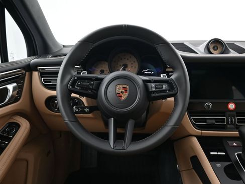New 2026 Porsche Macan S image 13