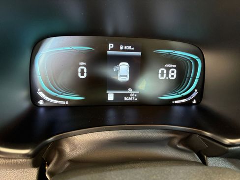 Used 2025 Kia Soul LX w/ LX Technology Package image 38