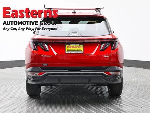 Used 2022 Hyundai Tucson SEL w/ Convenience Package AWD/4WD image 6