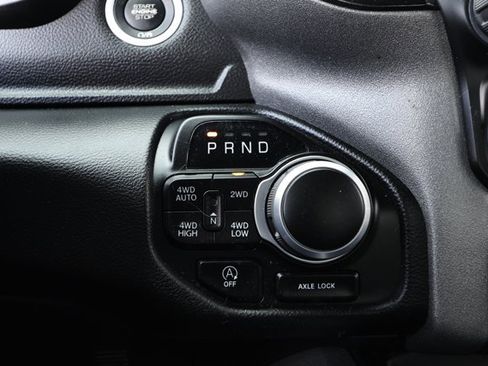 Used 2023 RAM 1500 Big Horn AWD/4WD image 16