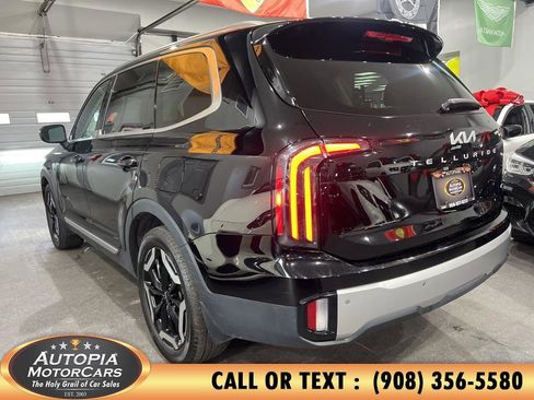 Used 2023 Kia Telluride EX image 53