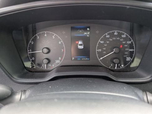 Used 2024 Toyota Corolla LE w/ LE Convenience Package FWD image 7