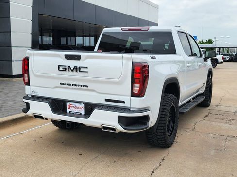 New 2026 GMC Sierra 1500 Elevation w/ LPO, Elevation Black Package AWD/4WD image 3