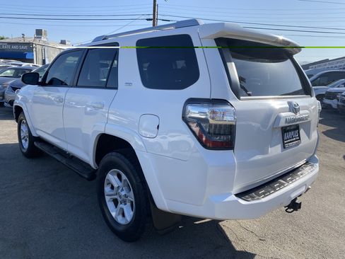 Used 2014 Toyota 4Runner SR5 Premium RWD image 10