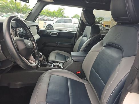 Used 2024 Ford Bronco Outer Banks AWD/4WD image 7