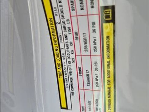 Used 2024 Chrysler Pacifica Touring-L FWD image 13
