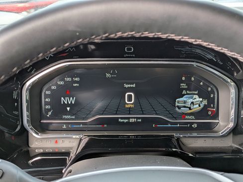 Used 2025 GMC Sierra 1500 SLE image 39