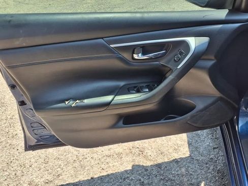 Used 2016 Nissan Altima 2.5 SR image 15