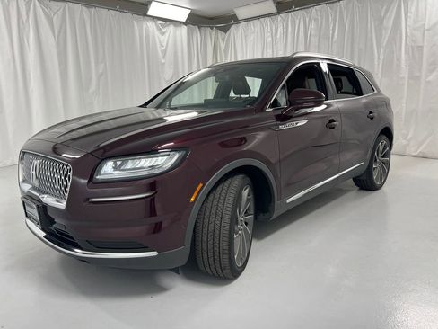 Used 2021 Lincoln Nautilus Reserve w/ Equipment Group 201A image 7