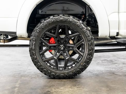 Used 2023 Ford F150 Lariat w/ Equipment Group 502A High AWD/4WD image 29