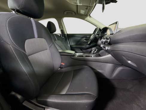 Used 2024 Nissan Sentra SV FWD image 29