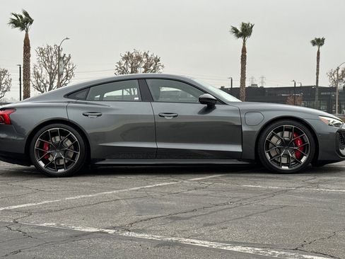 New 2026 Audi RS e-tron GT performance image 3