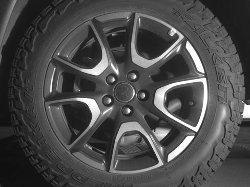 Used 2025 Jeep Compass Trailhawk image 14