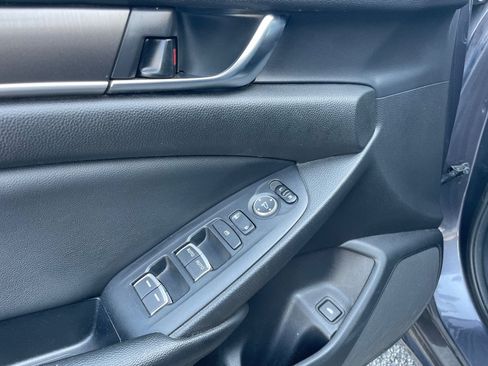 Used 2020 Honda Accord LX image 35