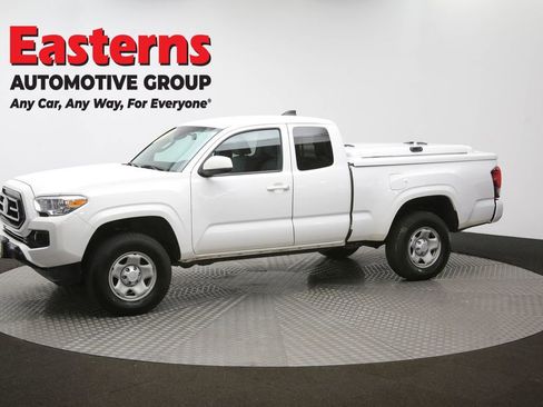 Used 2022 Toyota Tacoma SR image 57