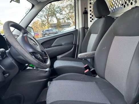 Used 2019 RAM ProMaster City Tradesman image 10