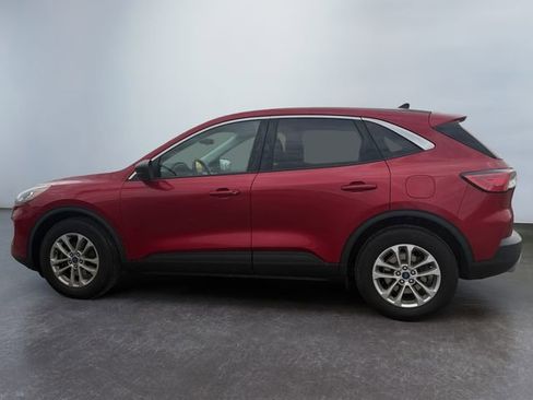 Used 2022 Ford Escape SE w/ Cold Weather Package image 2