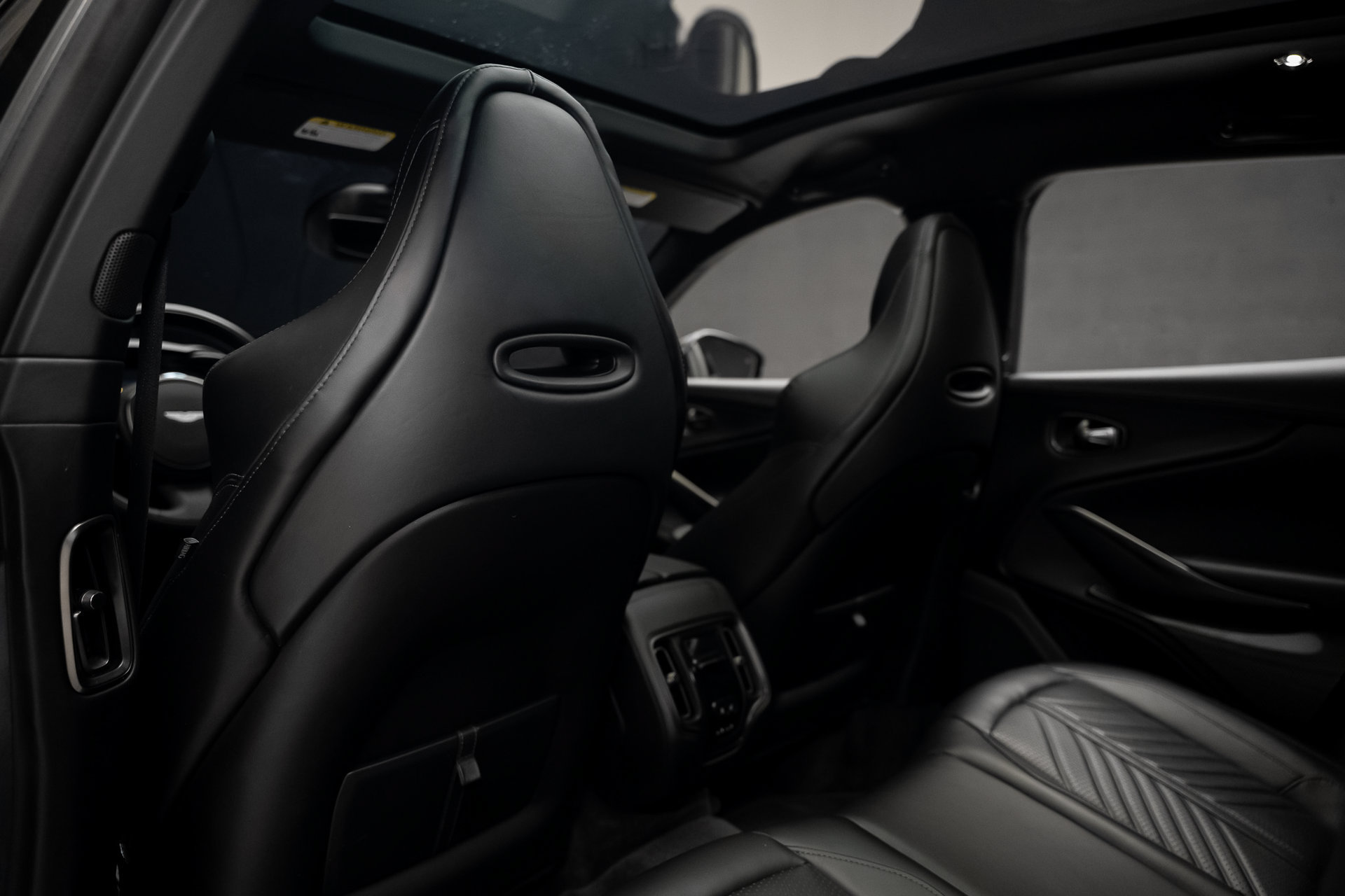 Used 2024 Aston Martin DBX 707 AWD/4WD image 71