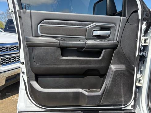 Used 2024 RAM 2500 Big Horn AWD/4WD image 20
