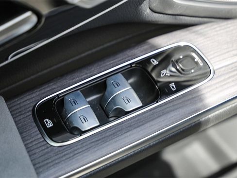 Used 2024 Mercedes-Benz EQS 580 4MATIC Sedan image 30