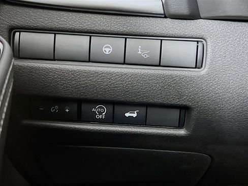 New 2026 Nissan Rogue Platinum w/ Platinum Premium Package AWD/4WD image 14