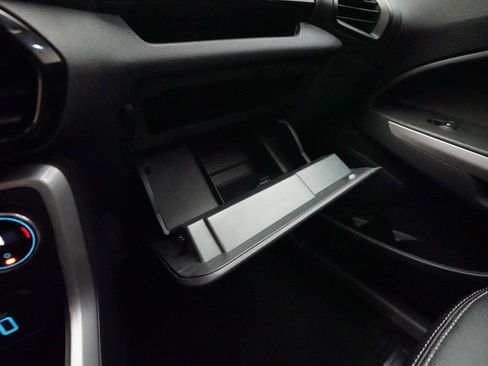 Used 2021 Ford EcoSport Titanium image 29