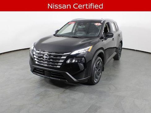 Certified 2024 Nissan Rogue SV w/ SV Premium Package FWD image 2