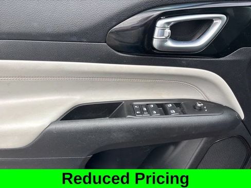 Used 2022 Jeep Compass Limited AWD/4WD image 13