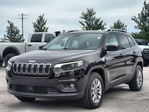 Certified 2021 Jeep Cherokee Latitude Lux w/ Comfort/Convenience Group AWD/4WD image 4
