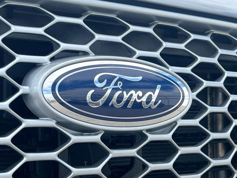 Used 2023 Ford Edge SEL w/ Convenience Package AWD/4WD image 13