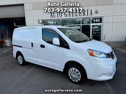 Used 2020 Nissan NV200 SV image 1