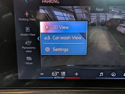 Used 2025 BMW X5 xDrive50e w/ Climate Comfort Package image 26