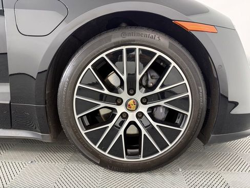 Certified 2024 Porsche Taycan image 14