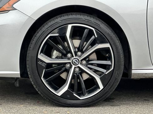 Used 2023 Nissan Altima 2.5 SR image 34