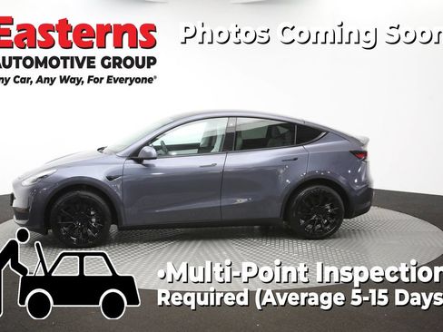 Used 2022 Tesla Model Y Long Range AWD/4WD image 55