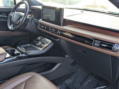 Used 2022 Lincoln Nautilus Reserve w/ Equipment Group 201A image 30