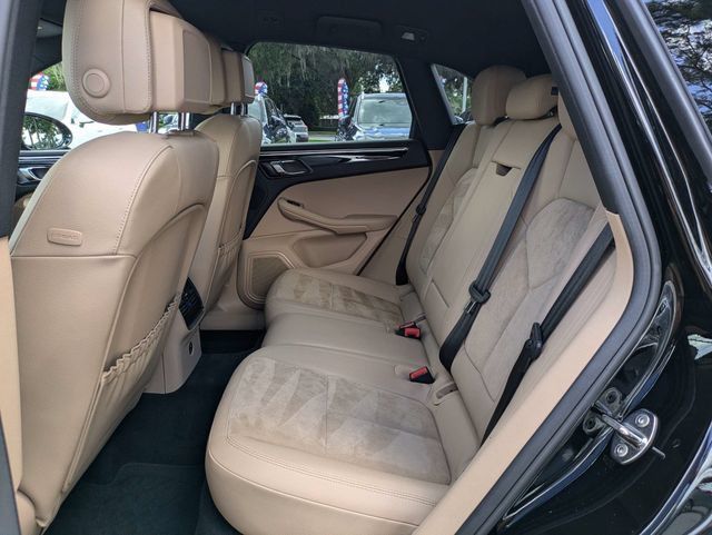 Used 2020 Porsche Macan S AWD/4WD image 18