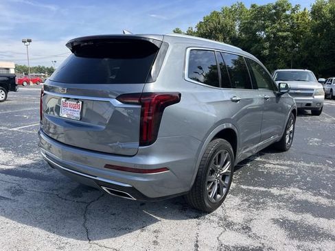Used 2020 Cadillac XT6 Premium Luxury w/ Platinum Package AWD/4WD image 3