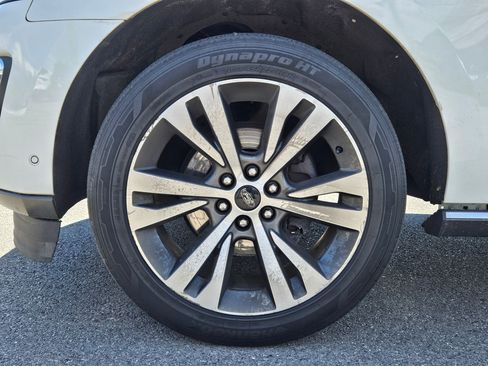 Used 2020 Ford Expedition Limited w/ Equipment Group 302A AWD/4WD image 10