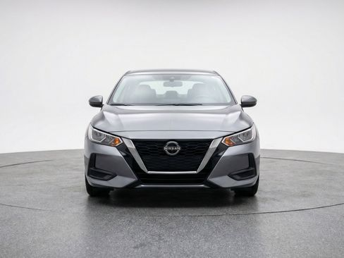 Used 2025 Nissan Sentra SV FWD image 2