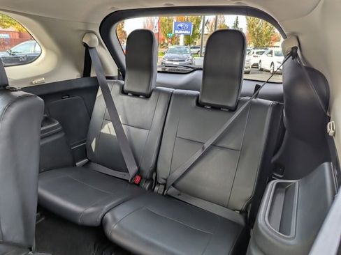 Used 2019 Mitsubishi Outlander SEL image 28