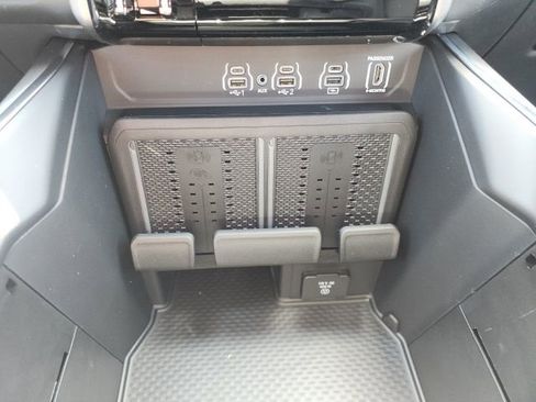 New 2026 RAM 1500 Laramie image 9