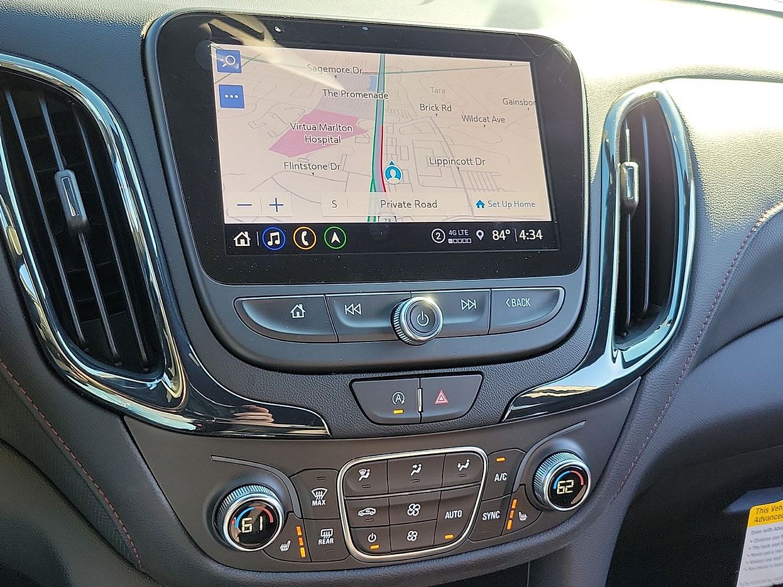 Used 2024 Chevrolet Equinox RS FWD image 16