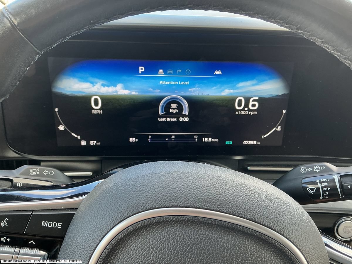 Used 2022 Kia Carnival SX Prestige FWD image 5