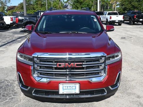 Used 2023 GMC Acadia SLE w/ Driver Convenience Package image 8