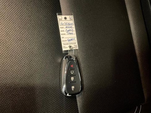 Used 2024 Chevrolet Trax ACTIV w/ Sunroof Package image 34