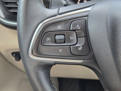 Used 2023 Buick Envision Essence AWD/4WD image 25