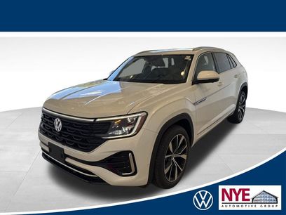 New 2026 Volkswagen Atlas Cross Sport SEL Premium R-Line