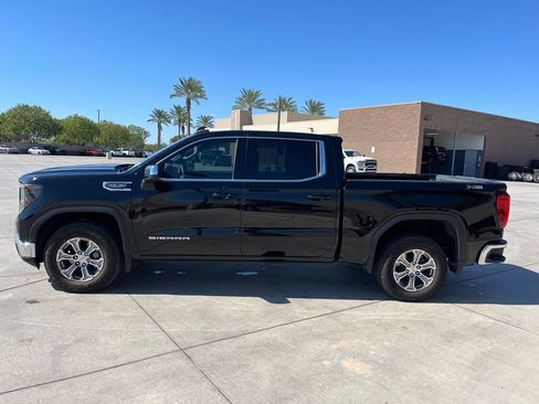 Used 2024 GMC Sierra 1500 SLE AWD/4WD image 8
